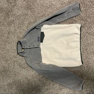 Pink and grey Patagonia snap